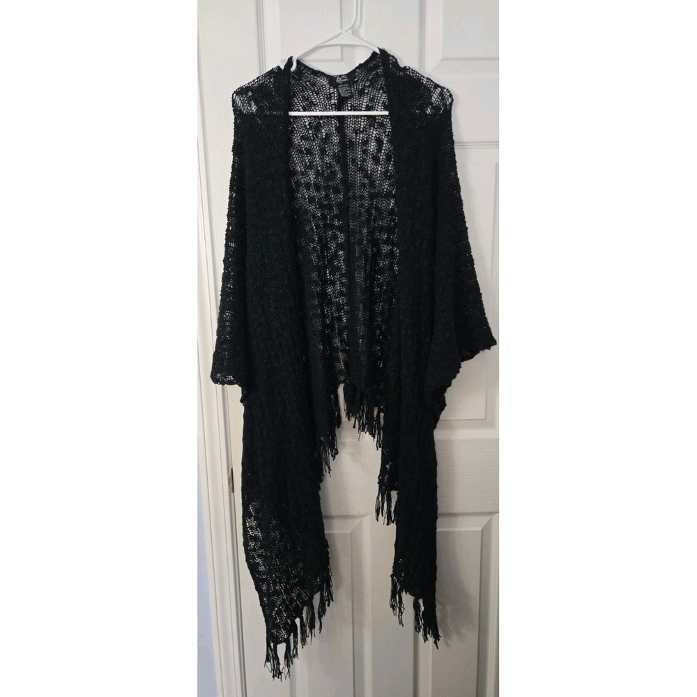 Hot In Hollywood Womans Shawl Black With Tassels
